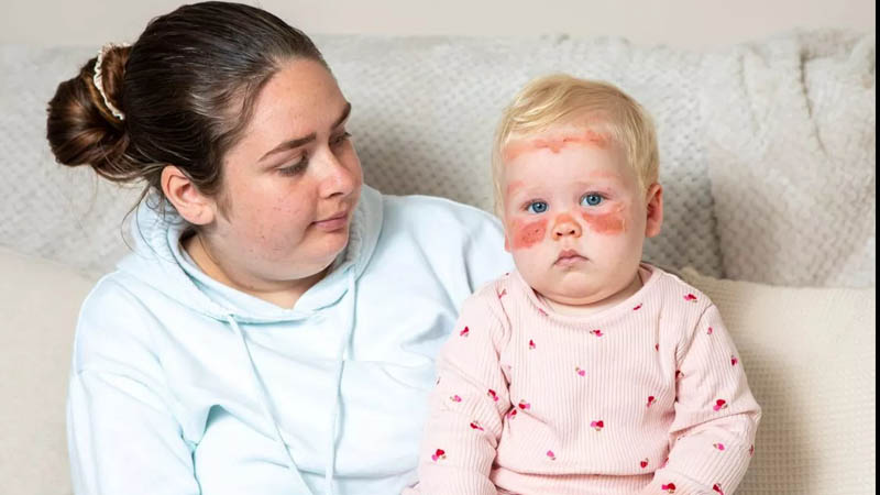 Lauren Leishman with her twelve-month-old daughter Rhegan