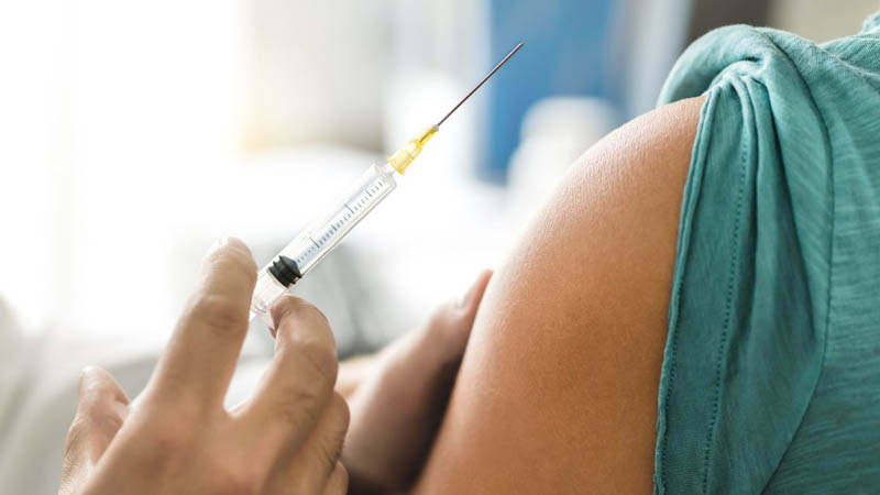 NHS rolls out shingles vaccine to protect
